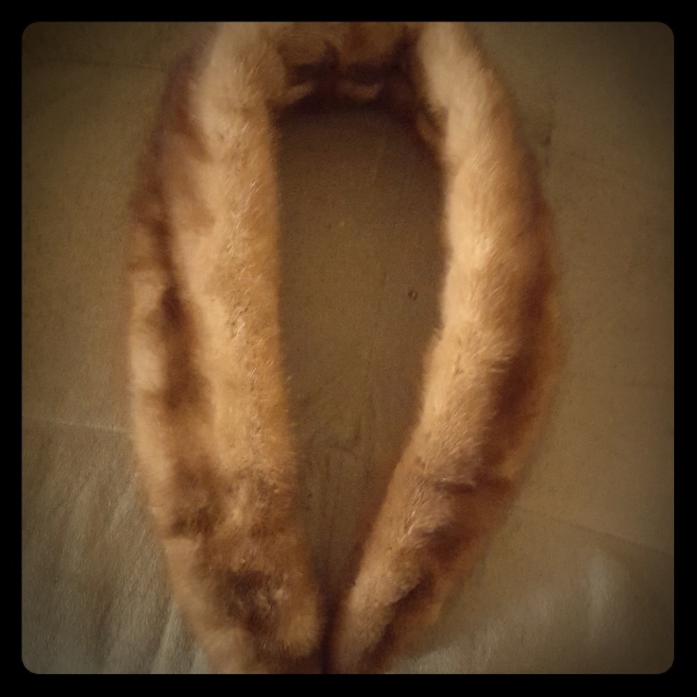 Mink collar
